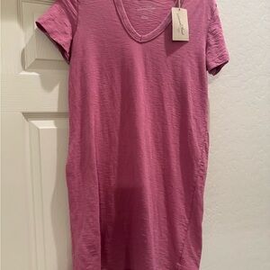 NWT Universal Thread short-sleeve midi T-shirt dress in pink. Size Small